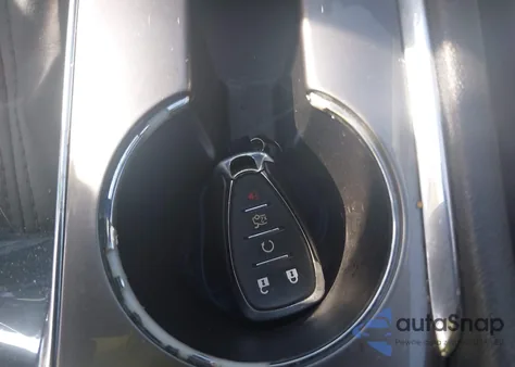 2019 Chevrolet Malibu Lt from USA, damaged, VIN 1G1ZD5ST1KF226430